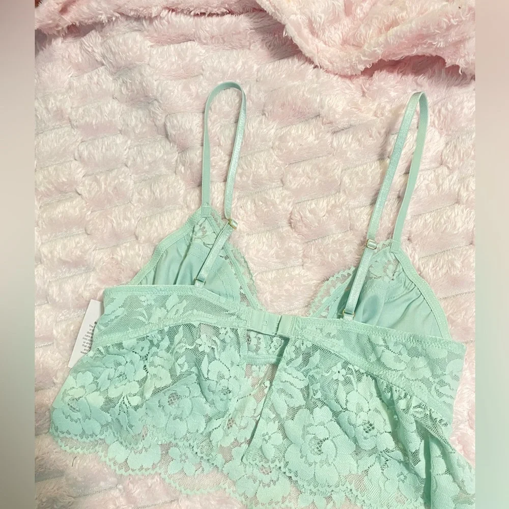 Lingerie set - Picture 7 of 9